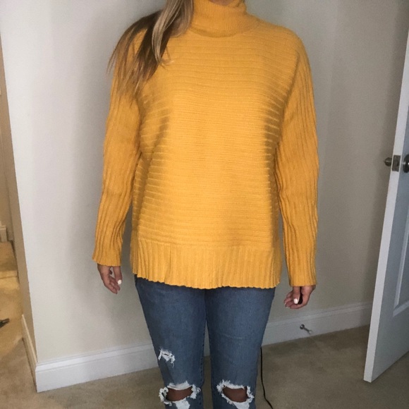 Jones New York Sweaters - sold on curtsty